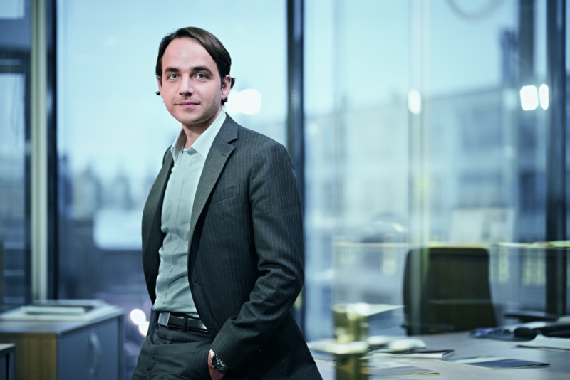 Dr. Marc Schillgalies